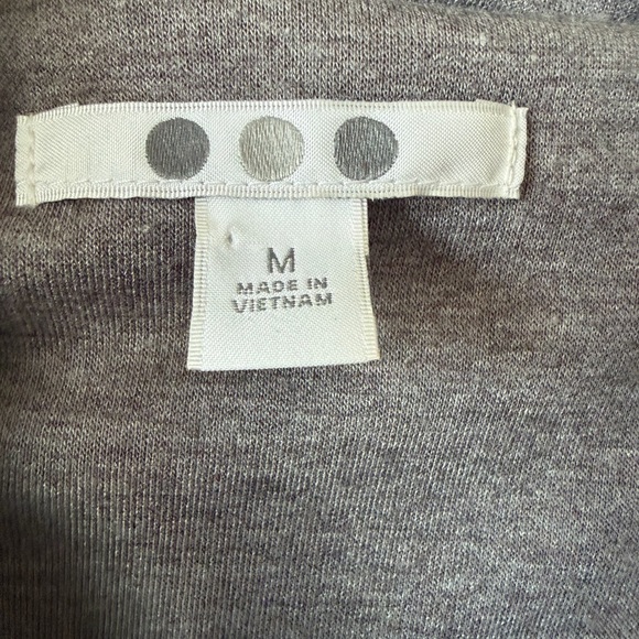 Three Dots Gray Quilted Zip Jacket – Cozy Minimal Layer (Size M, NWT) - Picture 3 of 11